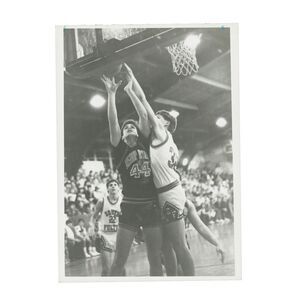 Vintage 1980s High School Basketball Game Player Photo Retro Kentucky 5x7